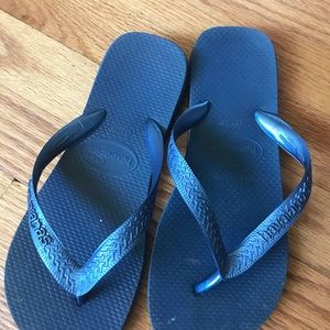 Blue metallic Havaianas flip flops from Brazil 7